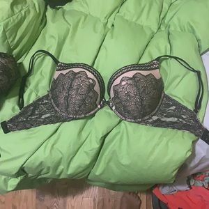Victoria’s Secret bra
